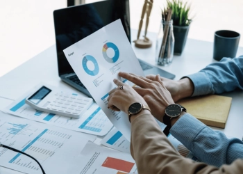 Top 6 Red Flags to watch for When Offshoring Accounting to India